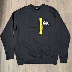 NWT•Quiksilver Men's Classic Black Crew Neck Sweatshirt•60% Cotton/40%PL•Small⬛
